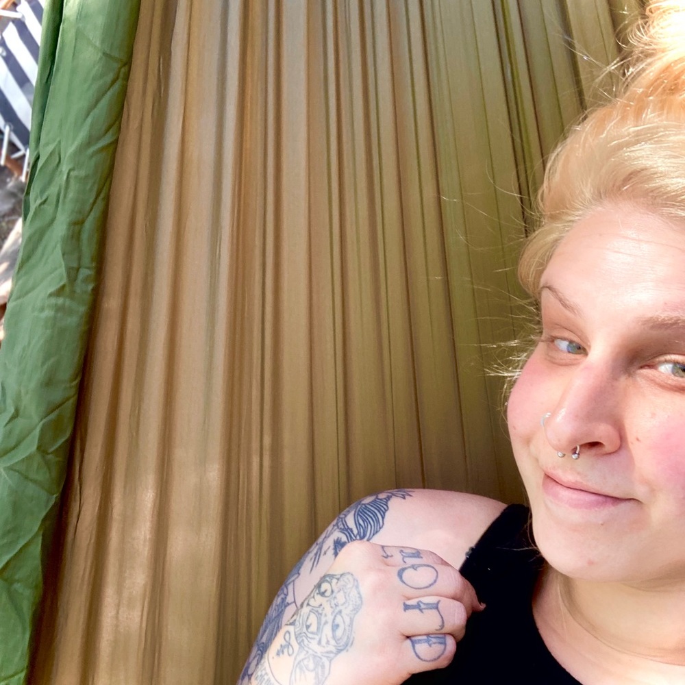 Meet your Posher, Shelby